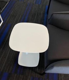 [#00-60] White Side Table